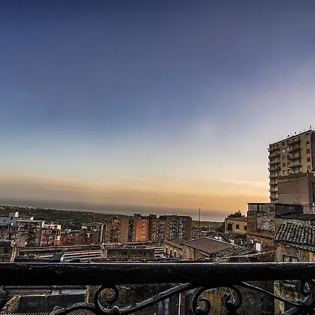 بيت ضيافة Casa Lerux أغريجنتو