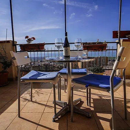 Casa Lerux *