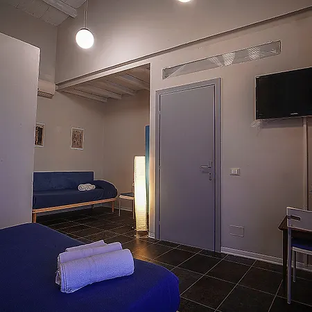 Casa Lerux Pensión 3*